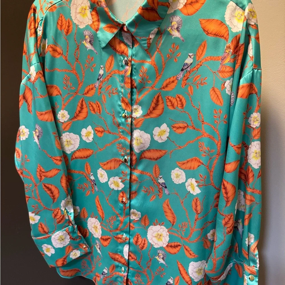 Oversized Floral Satin Button-Up Blouse – Teal Orange Print (New With Tag) - Picture 4 of 9